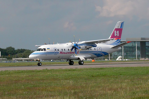 Antonov An-140 (UR-14007) Ilyich-Avia