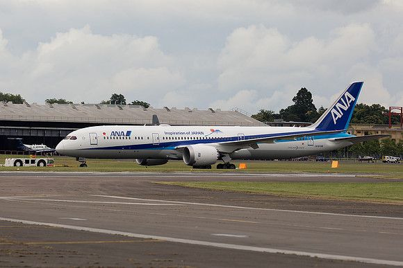Boeing 787-9 Dreamliner (N1015B) All Nippon Airways