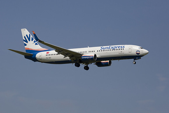 Boeing 737-8HC (TC-SEI) SunExpress