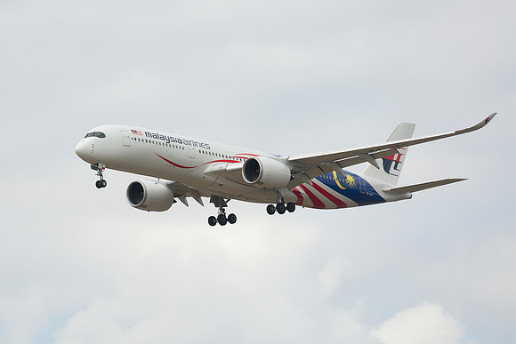 Airbus A350-941 (9M-MAC) Malaysia Airlines