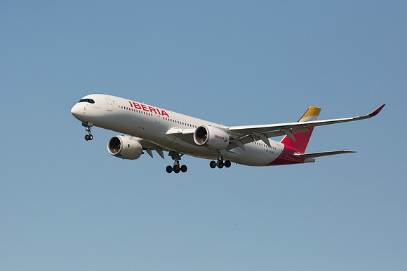 Airbus A350-941 (EC-MXV) Iberia