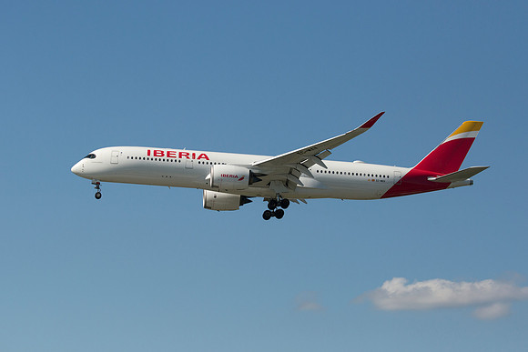 Airbus A350-941 (EC-MXV) Iberia