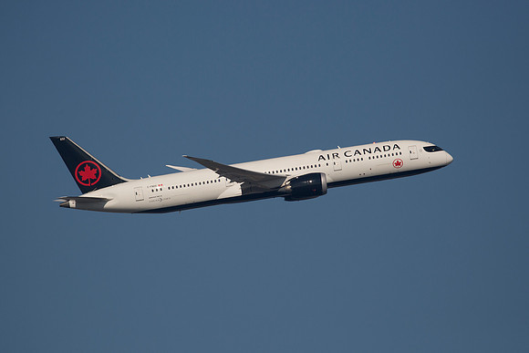 Boeing 787-9 Dreamliner (C-FNOG) Air Canada