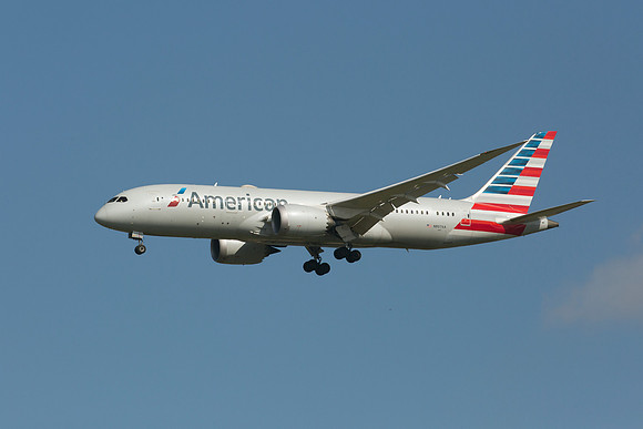 Boeing 787-8 Dreamliner (N807AA) American Airlines