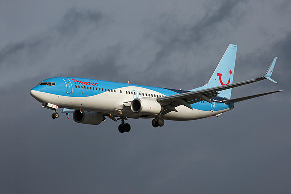 Boeing 737-8K5 (G-FDZX) Thomson Airways