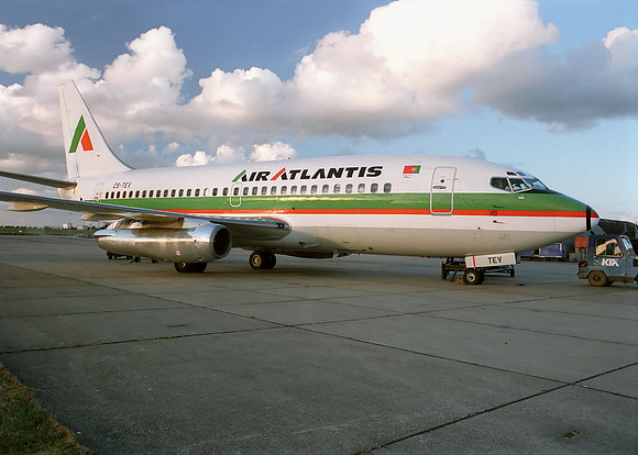 Boeing 737-200 (CS-TEV) Air Atlantis