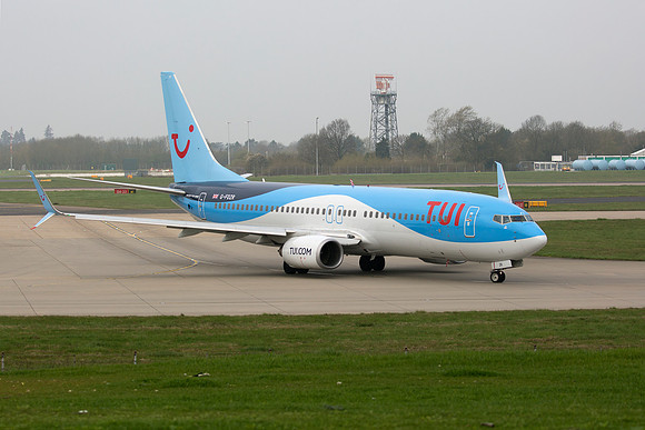 Boeing 737-8K5 (G-FDZR) TUI-Thomson Airways