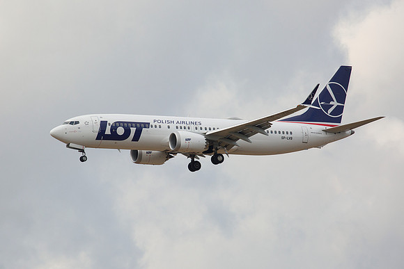 Boeing 737-8 MAX (SP-LVB) LOT Polish Airlines