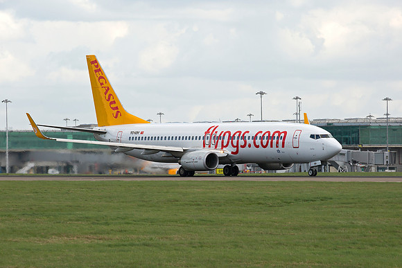 Boeing 737-86J (TC-IZK) Pegasus Airlines