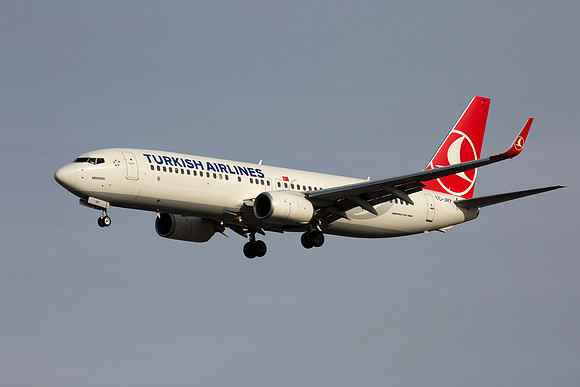 Boeing 737-8F2 (TC-JHY) Turkish Airlines